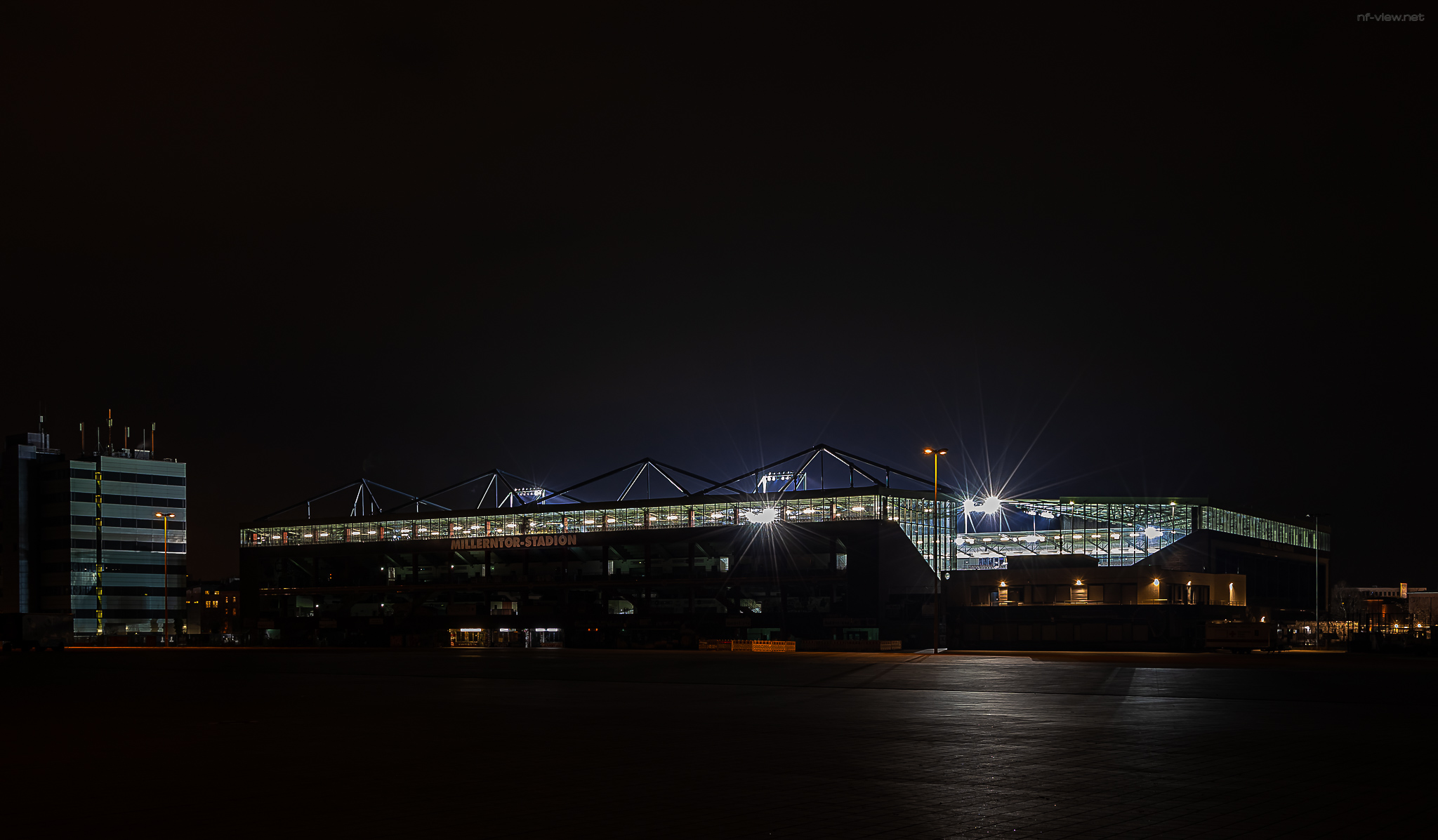 Heiligengeistfeld mit Millerntor-Stadion