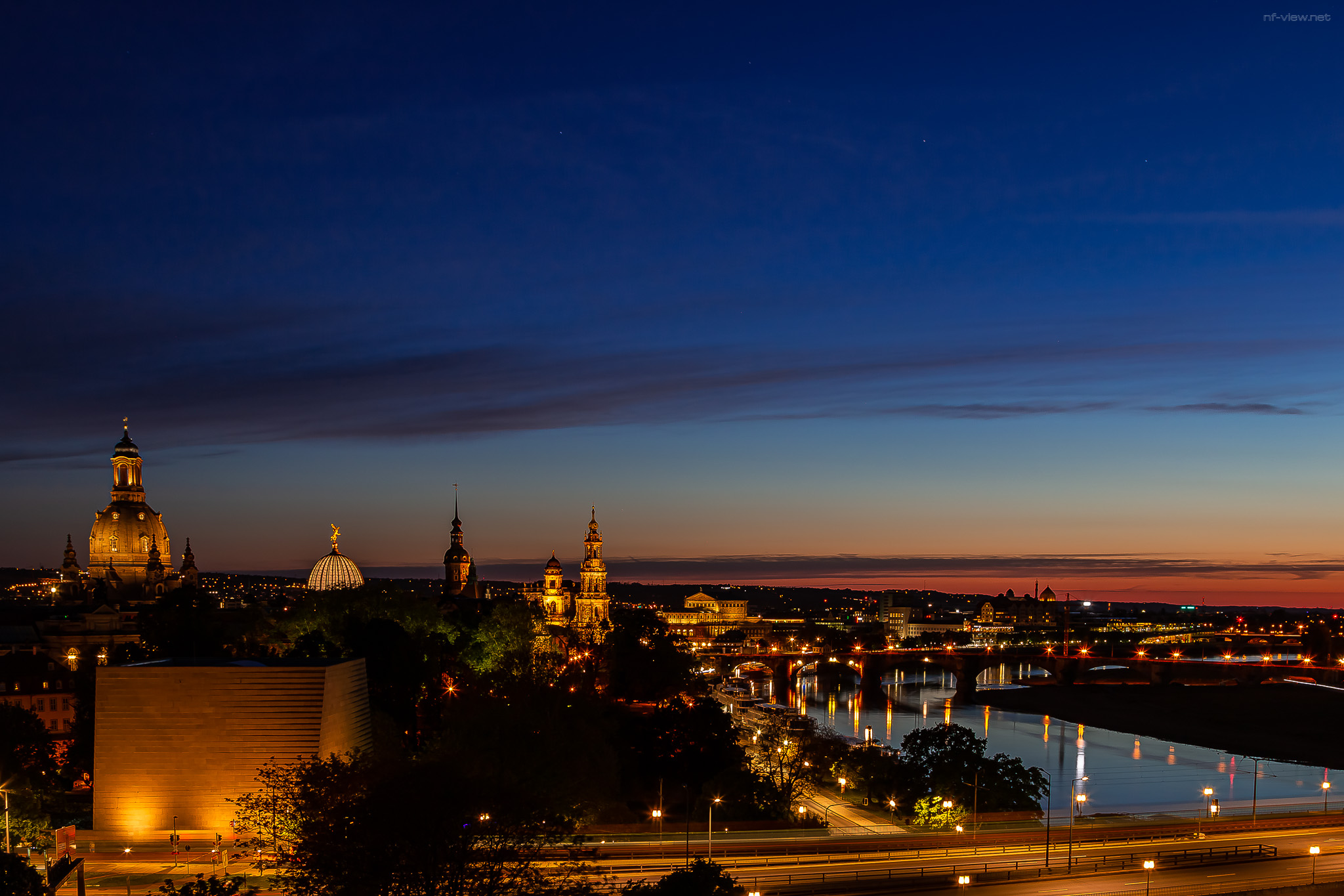 Blicl auf das abendliche Dresden