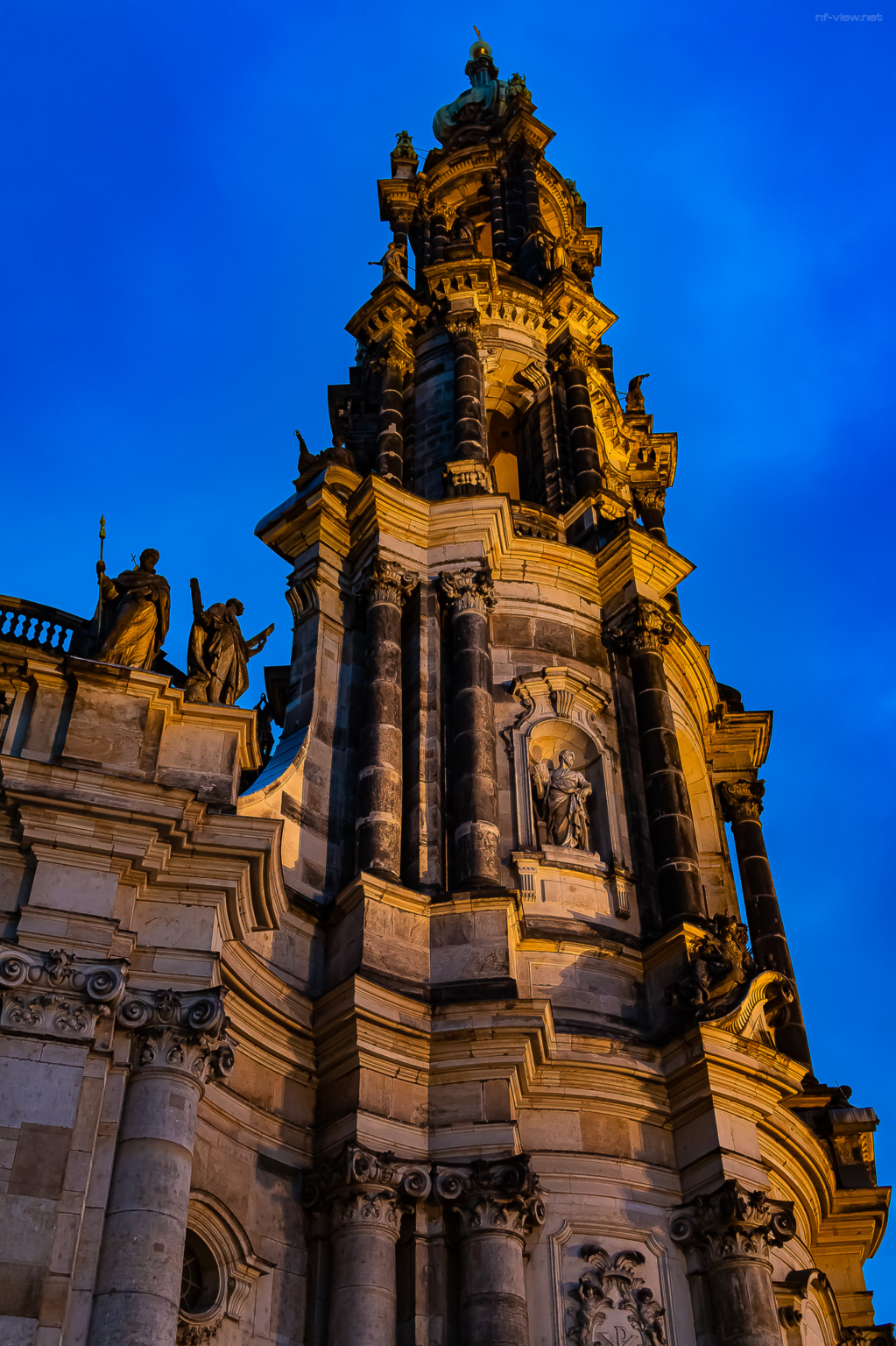 Turm der Kathedrale Sanctissimae Trinitatis