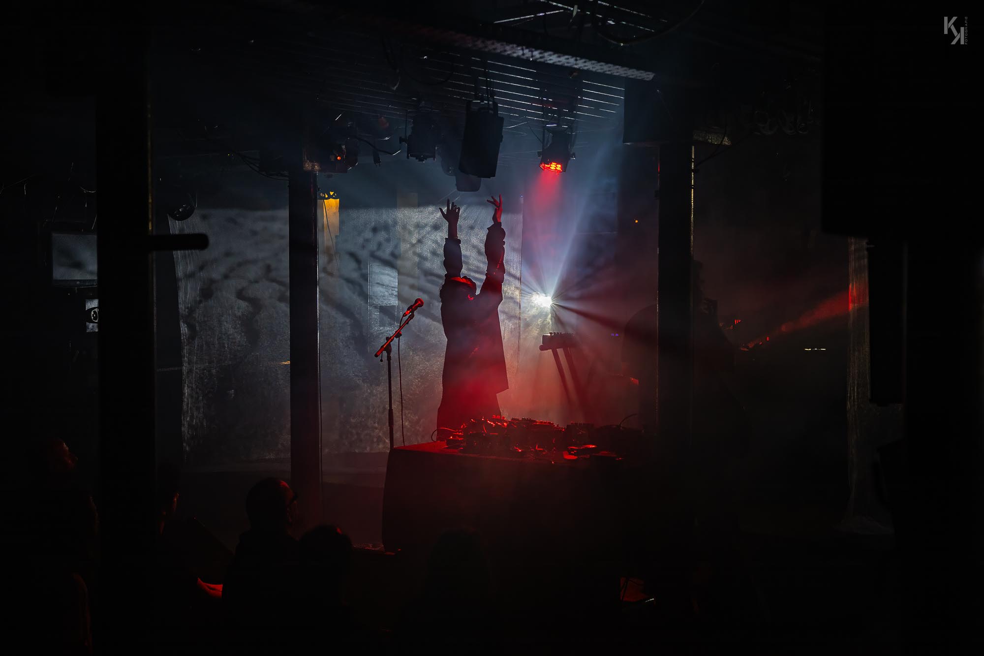 thisquietarmy x otay:onii