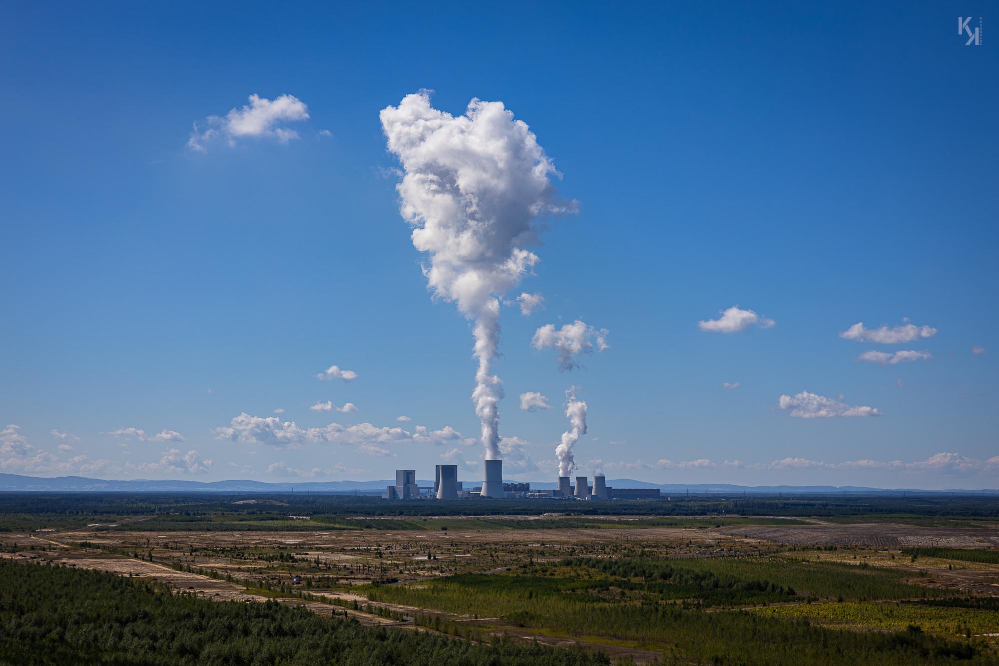 Tagebau Nochten mit Kraftwerk Boxberg