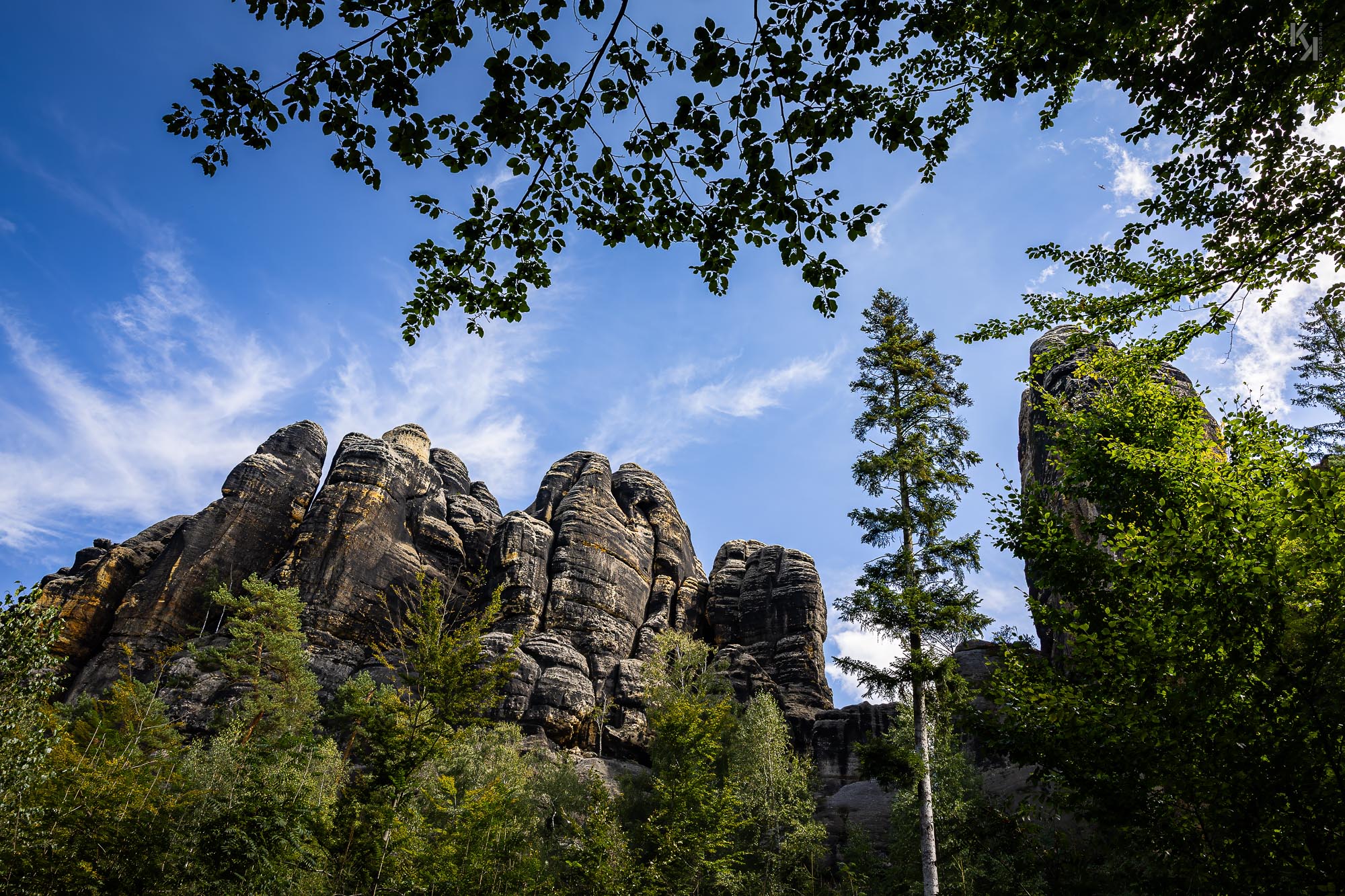 auf dem Elbleitenweg um die Schrammsteine herum