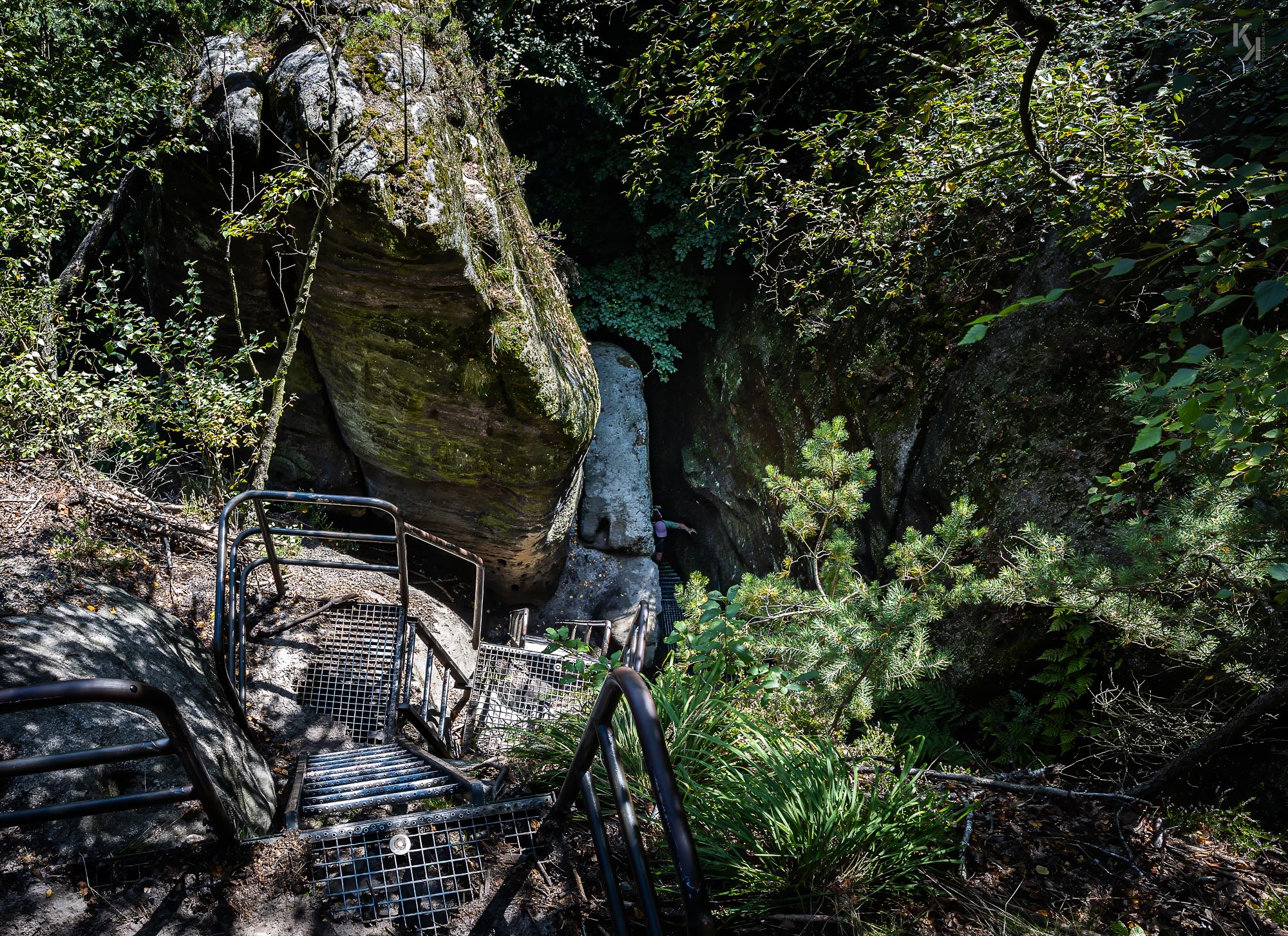 langweilig wird's ob des Weges nach unten nicht (Gegenverkehr incl.)