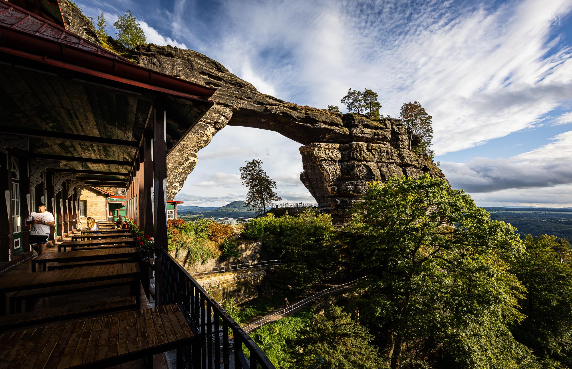 Das Tor mit Freisitz