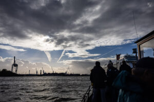 Spätnachmittag-Stimmung auf der Elbe