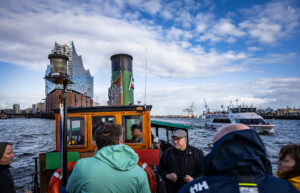 Kurs Richtung Elbphilharmonie